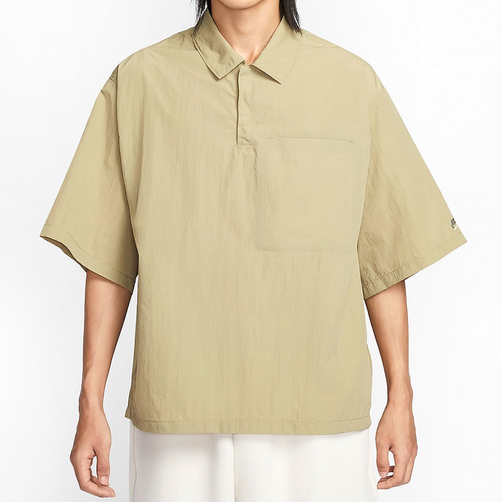 Nike TCH UPF WVN Top SS 男款橄欖綠色襯衫刺繡Logo 休閒短袖