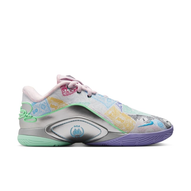新品未使用　LEBRON XXII QS EP NIKE LEBRON XXII QS EP – UNDEFEATED JAPAN
